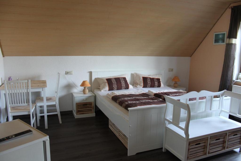 Hotel Krone Kappel الغرفة الصورة